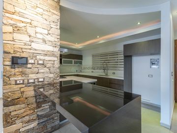 Casa en Venta Cumbres Elite