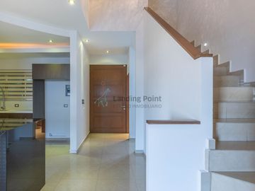 Casa en Venta Cumbres Elite