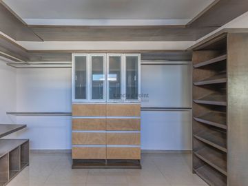 Casa en Venta Cumbres Elite