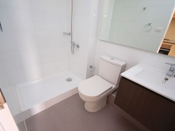 Se Vende Home Studio en Av. Vicuña Mackenna - La Florida