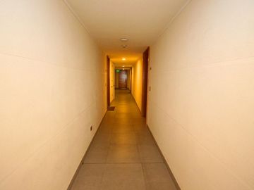 Se Vende Home Studio en Av. Vicuña Mackenna - La Florida