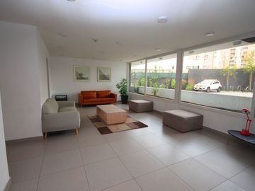 Se Vende Home Studio en Av. Vicuña Mackenna - La Florida