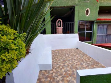 Un nuevo Hogar te espera en San Pedro Mártir. Casa con amplios espacios.