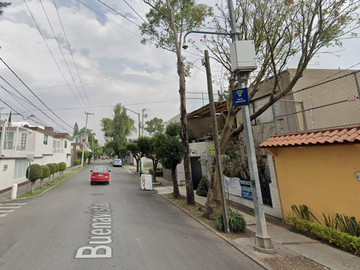 Casa en Venta. Lindavista, Gustavo A. Madero. Remate Hipotecario.