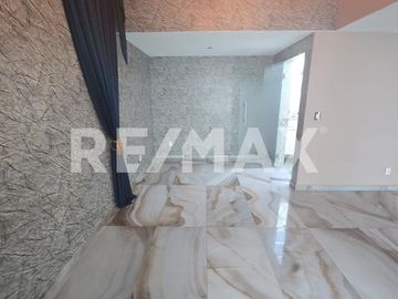 Casa en venta con ubicación privilegiada en Letrán Valle, a pasos del Metro Eugenia