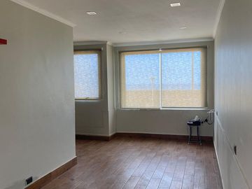 Excelente Oportunidad! Hermosa Casa con piscina en Venta  con 302 mts de superficie y 179 mts construidos en Valle del Mar, Antofagasta