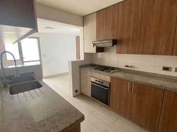 Excelente Oportunidad! Hermosa Casa con piscina en Venta  con 302 mts de superficie y 179 mts construidos en Valle del Mar, Antofagasta