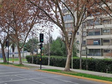 Dpto en Venta en las Condes 2dorm 2baños 1estac 1bodega