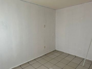 VENDO CASA CERCA DEL AEROPUERTO