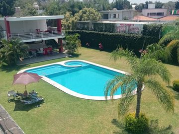 VENTA DE HOTEL EN COCOYOC FUNCIONANDO AL 100%