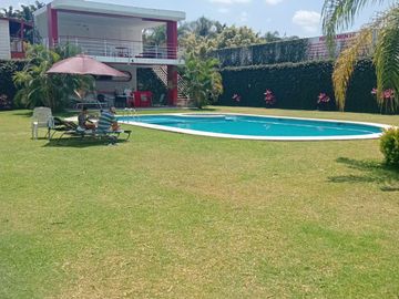VENTA DE HOTEL EN COCOYOC FUNCIONANDO AL 100%