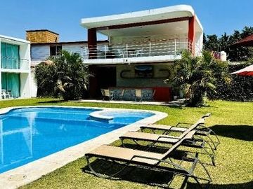VENTA DE HOTEL EN COCOYOC FUNCIONANDO AL 100%