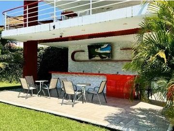 VENTA DE HOTEL EN COCOYOC FUNCIONANDO AL 100%
