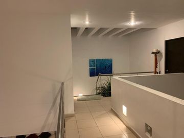 Residencia Moderna en Real de Tetela – Diseño, Confort y Seguridad en un Entorno Exclusivo