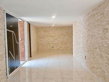 Casa amplia y moderna con jardín, cerca de Río Churubusco y Calz de Tlalpan