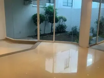 CASA EN VENTA DE REMATE BANCARIO EN RESIDENCIAL FONTANA SATELITE, EDO. MEX.