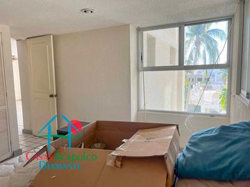 Departamento en Planta Baja en Acapulco Dorado: Comodidad, Terraza y Ubicación Privilegiada