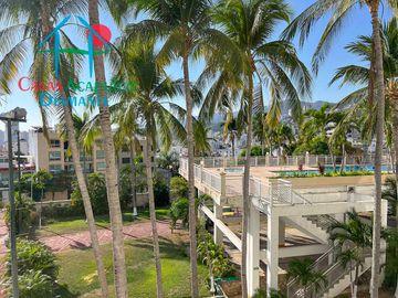Departamento en Planta Baja en Acapulco Dorado: Comodidad, Terraza y Ubicación Privilegiada