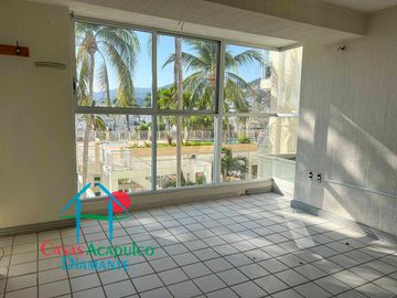 Departamento en Planta Baja en Acapulco Dorado: Comodidad, Terraza y Ubicación Privilegiada