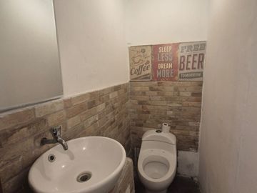 Venta de Casona en Barranco cerca al Puente los Suspiros ideal para Inversionista