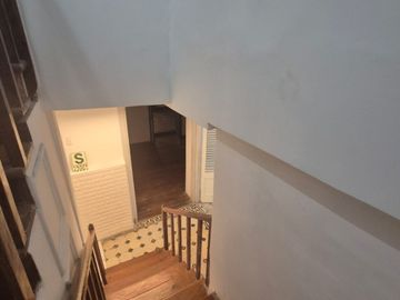Venta de Casona en Barranco cerca al Puente los Suspiros ideal para Inversionista