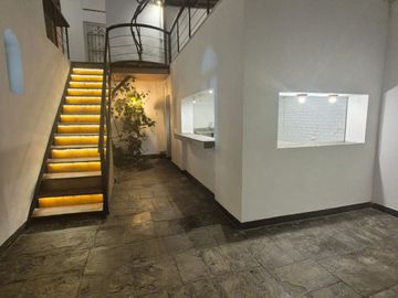 Venta de Casona en Barranco cerca al Puente los Suspiros ideal para Inversionista
