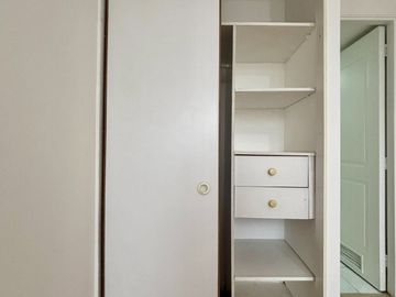 Oportunidad! 2 Dormitorios + 2 Baños + Estacionamiento Y Bodega. Santiago Centro