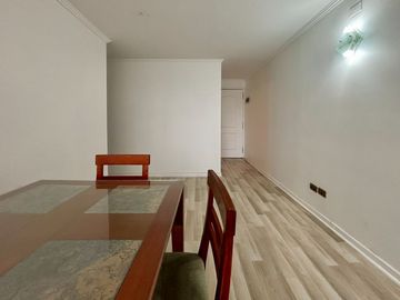 Oportunidad! 2 Dormitorios + 2 Baños + Estacionamiento Y Bodega. Santiago Centro