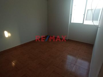 ID: 1138222 ✨ Oferta Exclusiva: Amplio Departamento En Chorrillos Con Cochera + Depósito (Incluye Aires Para Dúplex)