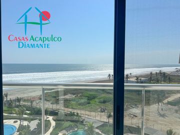 Exclusivo Departamento Frente al Mar con Amplios Espacios y Vista Inigualable
