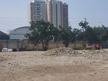 SE VENDE TERRENO DE 16,634 M2 EN PLENA AV ARGENTINA ZONIF I2