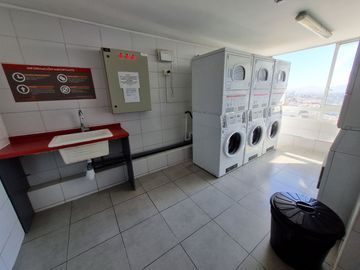 Real Oportunidad de Inversión: Venta de Depto. 1 dormitorio con Estacionamiento.