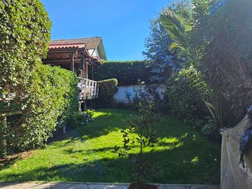 CASA A 2 CUADRAS DE AV. CONCON REÑACA, A PASOS DE PLAZA EL PRADO