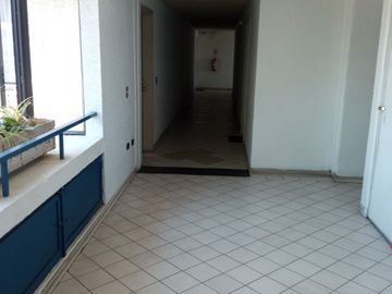 DEPARTAMENTO A 1 CUADRA DE METRO CUMMING Y SAN ANA. 2 DORM, 2 BAÑOS Y ESTACIONAMIENTO. PISO 7, A