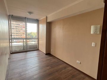 Excelente ubicacion, departamento 78m2 2D 2B Florencio Barrios