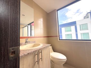Departamento de Venta sector la Kennedy Norte de Quito
