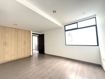 Departamento de Venta sector la Kennedy Norte de Quito
