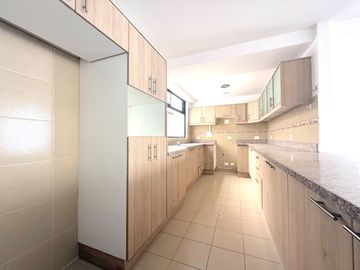 Departamento de Venta sector la Kennedy Norte de Quito