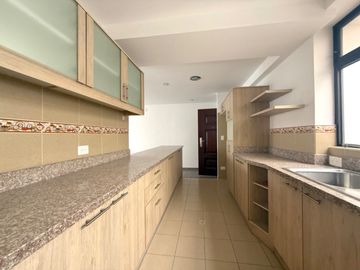 Departamento de Venta sector la Kennedy Norte de Quito