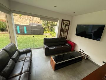 Exclusiva Casa en Venta en Urb. Rincón de la Planice II Etapa - Pachacamac / Estilo, Confort y Amplitud