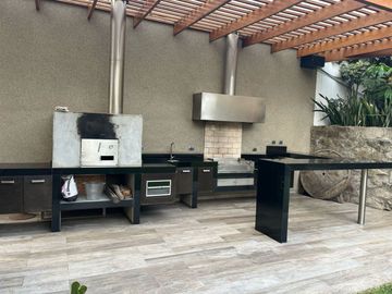 Exclusiva Casa en Venta en Urb. Rincón de la Planice II Etapa - Pachacamac / Estilo, Confort y Amplitud