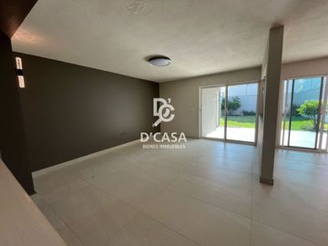 Casa en venta en Villas del Palmar