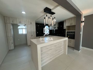 Casa en venta en Villas del Palmar