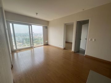 Venta de departamento en Santa Catalina 2 Habitaciones y cochera