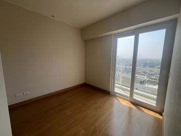 Venta de departamento en Santa Catalina 2 Habitaciones y cochera