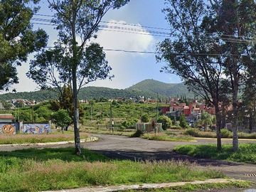 VENTA DE GRANDE CASA EN CIRCUITO ZUMPANGO, COL.LOMAS DE LA MAESTRANZA, MORELIA, MICHOACÁN