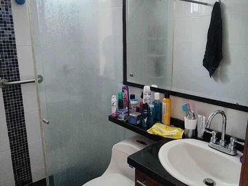 VENDO APARTAMENTO DE 3 ALCOBAS CON ASCENSOR EN EL SECTOR DE LAURELES, MANIZALES