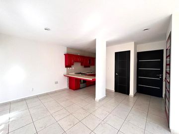 Casa en Venta en Puerta de Piedra con 64 m2 de terreno excedente
