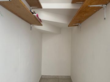 Casa en Venta en Puerta de Piedra con 64 m2 de terreno excedente