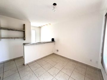 Casa en Venta en Puerta de Piedra con 64 m2 de terreno excedente